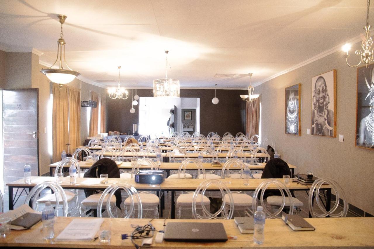 3 Lux Suites Middelburg (Mpumalanga) Exterior foto